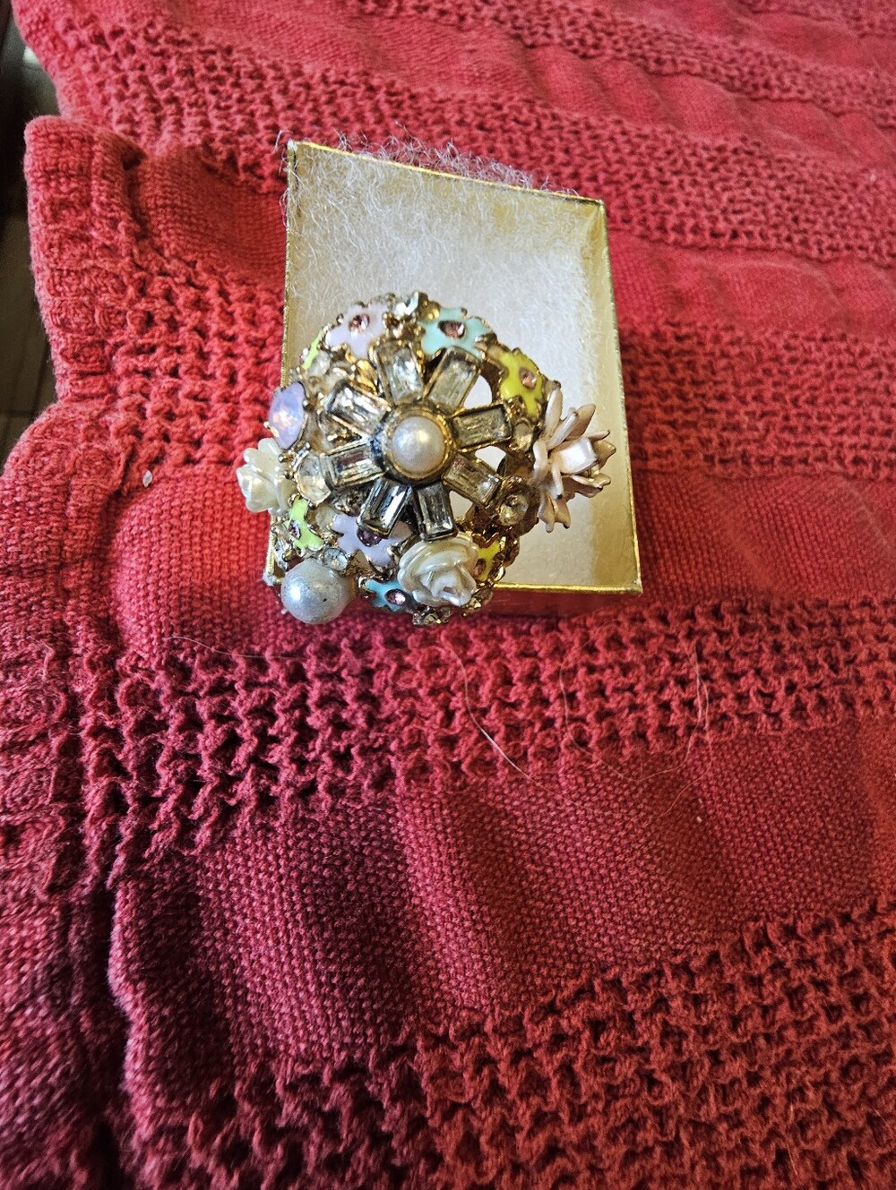 Gold Ring With Pearl And Flowers Size 10
